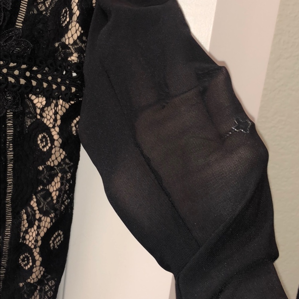 ALT dolce Lace Dress - Picture 4 of 5